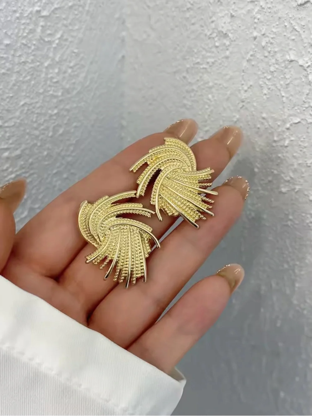 Gold Twist Geometric Drop Earrings Punk Statement Jewelry